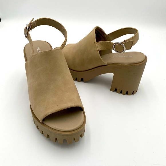 Madden Girl Shoes - Madden Girl Sonny‎ Y2K Chunky Platform Heeled Slingback Sandals Size 10 NWOT
